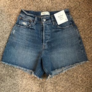 NWT Abercrombie curve love high rise dad short size 25